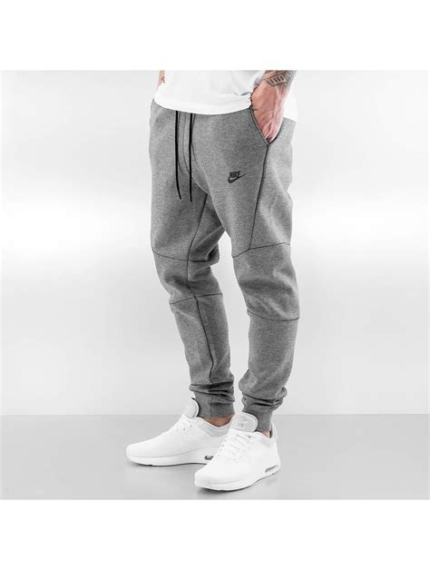 nike jogginghose herren grau mit taschen